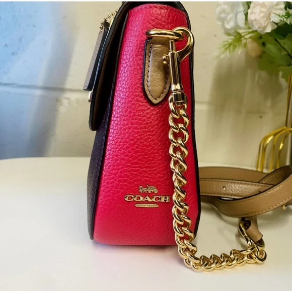 Elegant Brown Leather Shoulder Bag